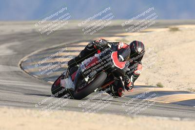 media/Nov-16-2025-Race Pace (Sun) [[8c5fa54630]]/Verified Riders/8-Turn 12 (120pm)/